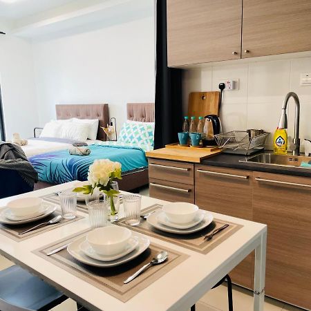 High Floor Studio Austin Regency Mount Austin W Balcony 3 Plus 1Pax 5 Mins Aeon Johor Bahru Buitenkant foto