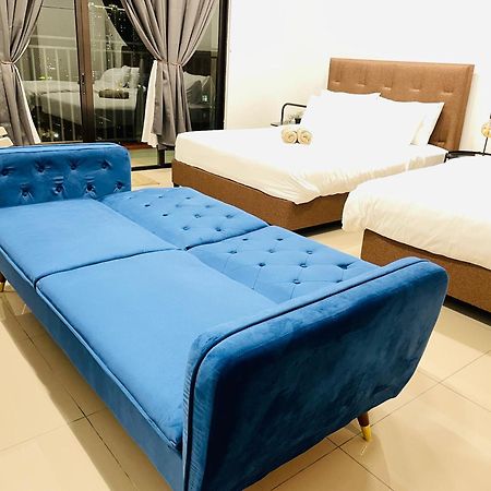 High Floor Studio Austin Regency Mount Austin W Balcony 3 Plus 1Pax 5 Mins Aeon Johor Bahru Buitenkant foto